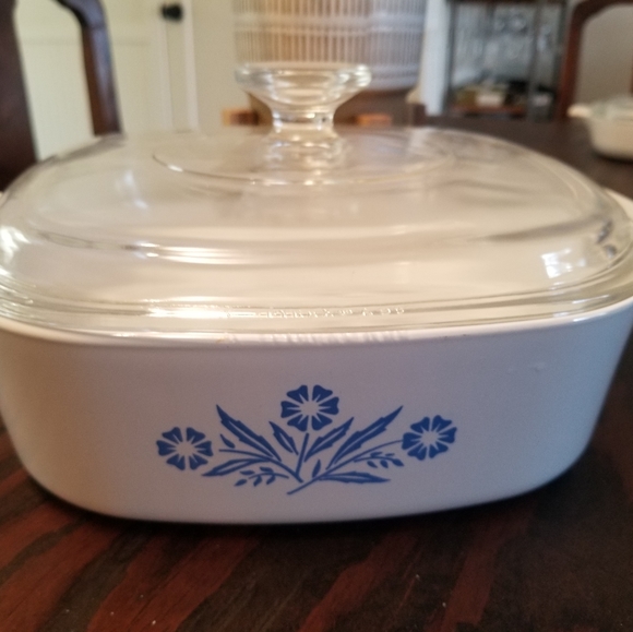 Corningware Dining Vintage Corningware 2 Quart With Lid Poshmark
